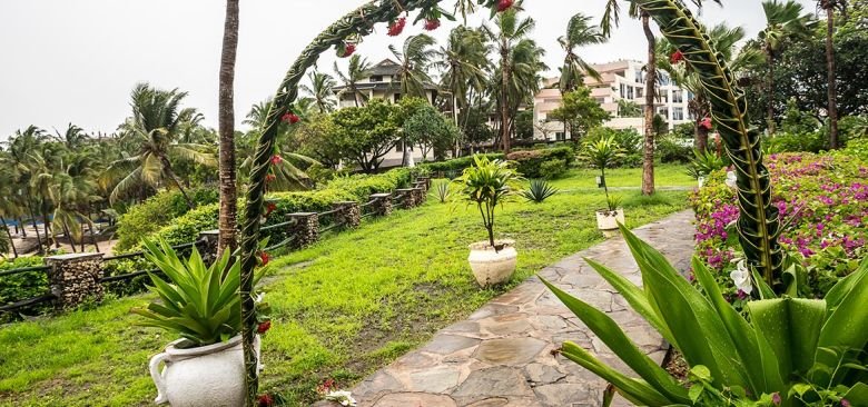 Prideinn Flamingo Beach Resort